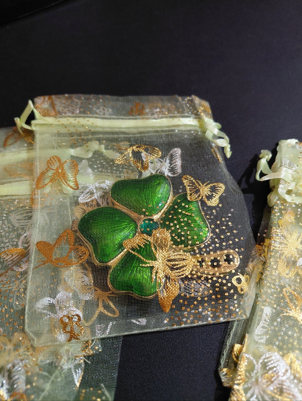 20ct. Organza Gift Bags W/Gold Silver Butterflies/Light Green 4x4.7 🦋LAST ONE - Picture 4 of 7